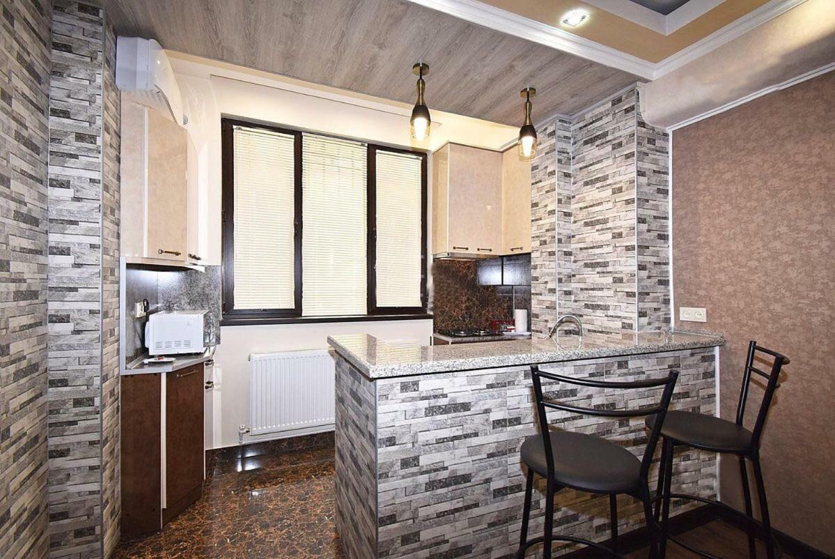 Luxury Apartment In Republic Square Jerevan Buitenkant foto